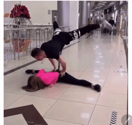 [유머] 감탄 나오는 누나의 하체 힘 -  와이드섬